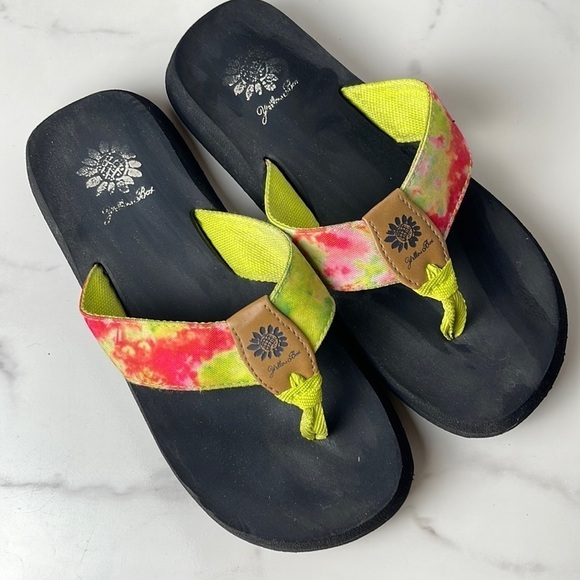 Yellow Box Tie Dye Flip Flops Size 7 - Picture 1 of 3